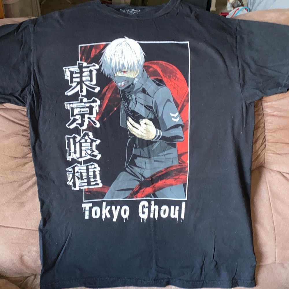 Tokyo Ghoul t shirt. Used like new condition